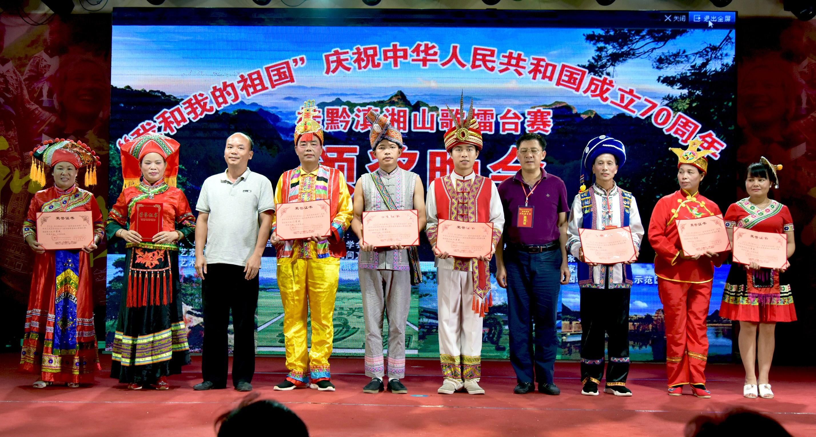 王中王免費四肖選一肖，揭秘真相與策略，王中王免費四肖選一肖，真相揭秘與策略探討