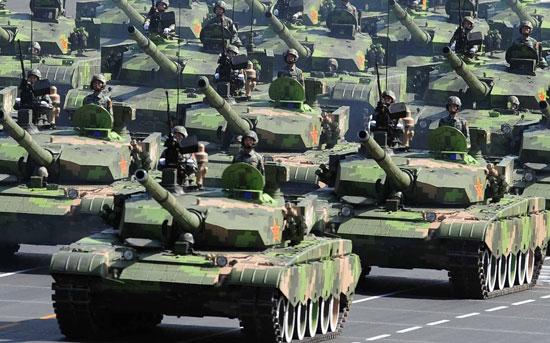 日本10式主戰(zhàn)坦克與中國99A主戰(zhàn)坦克，誰更強？深度解析與對比，日本10式與中方99A主戰(zhàn)坦克對決，深度對比與解析